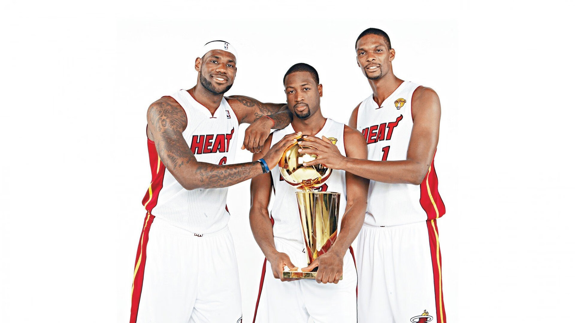 德国男子110米栏选手在预赛中表现出色，晋级半决赛，德国百米纪录